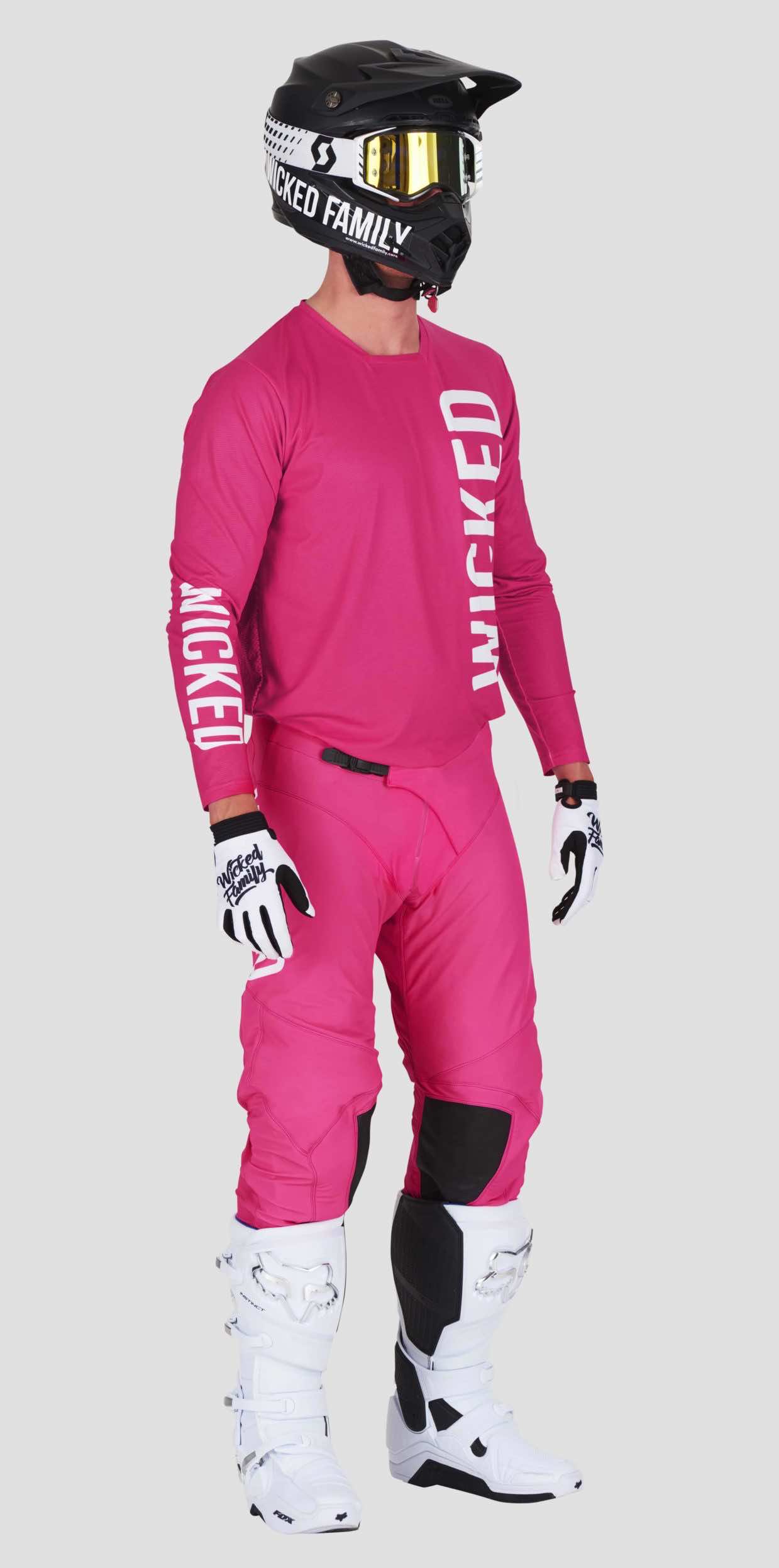 Styleguide for endless MX Gear Combos Create your own wicked style!