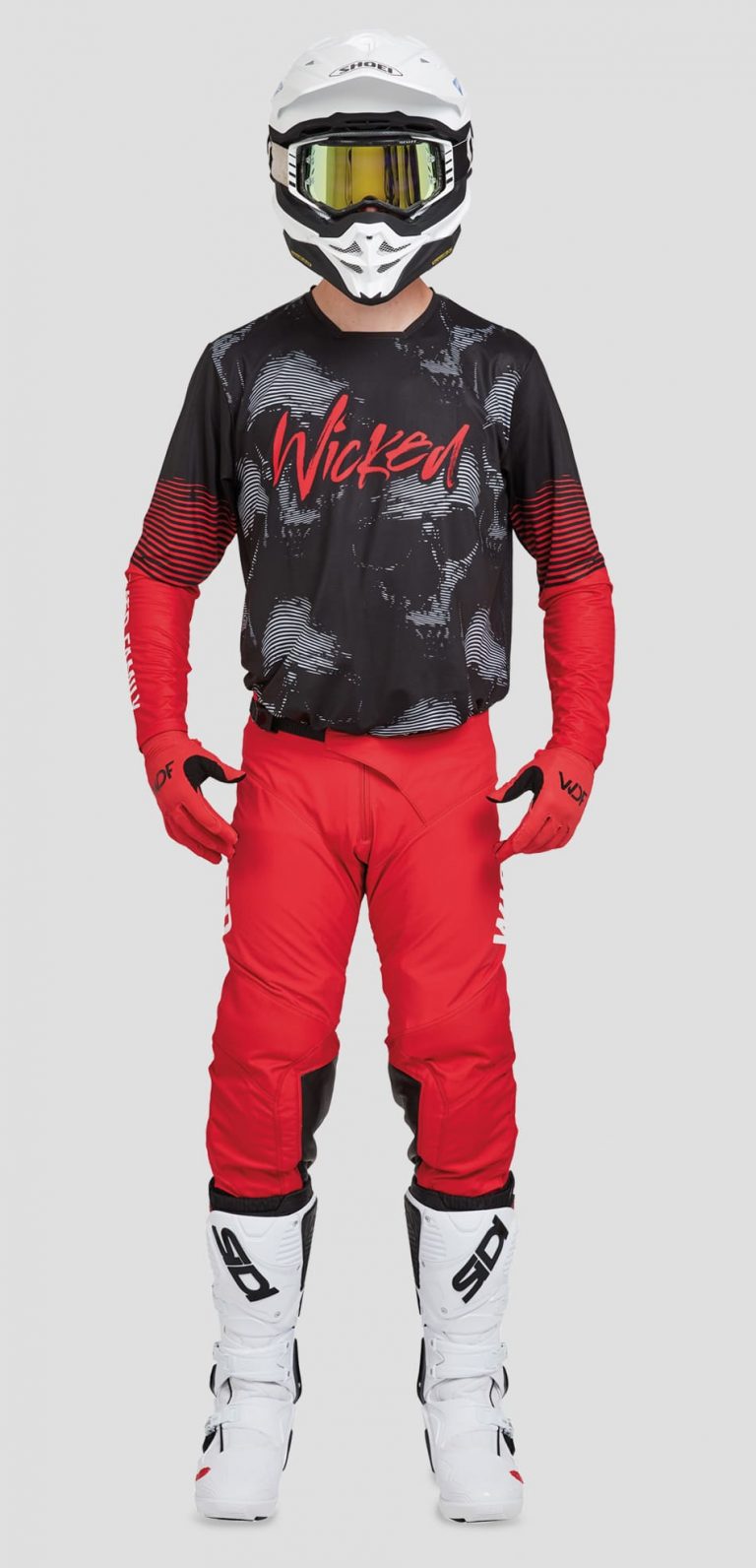 image of a man in scull mx gear set