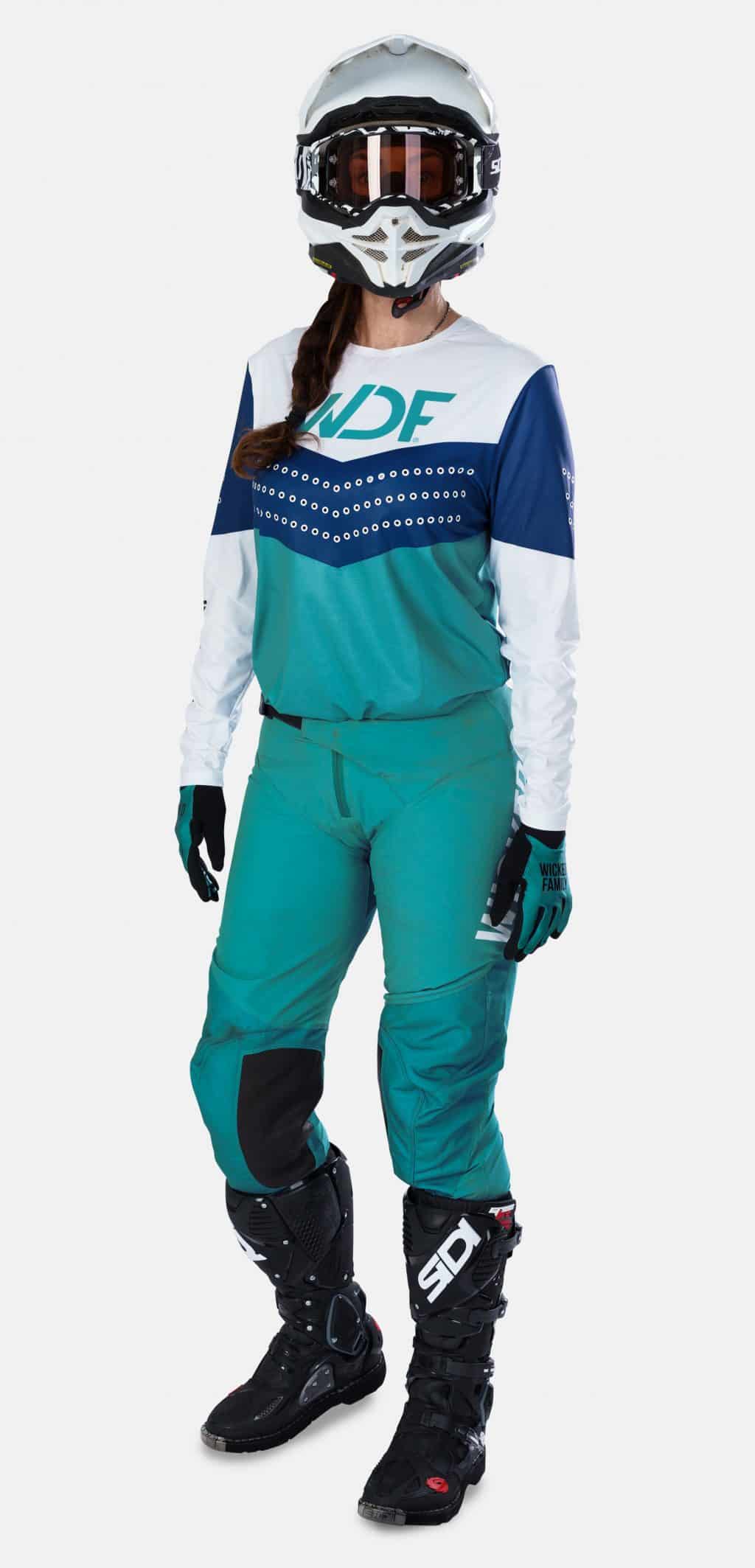 Block womens mx gear teal on woman